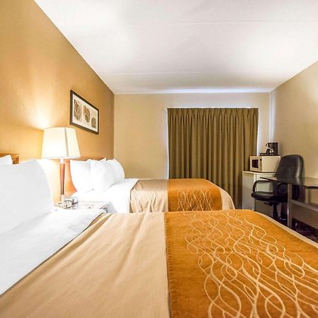 Comfort Inn Kirkland Lake Exterior foto