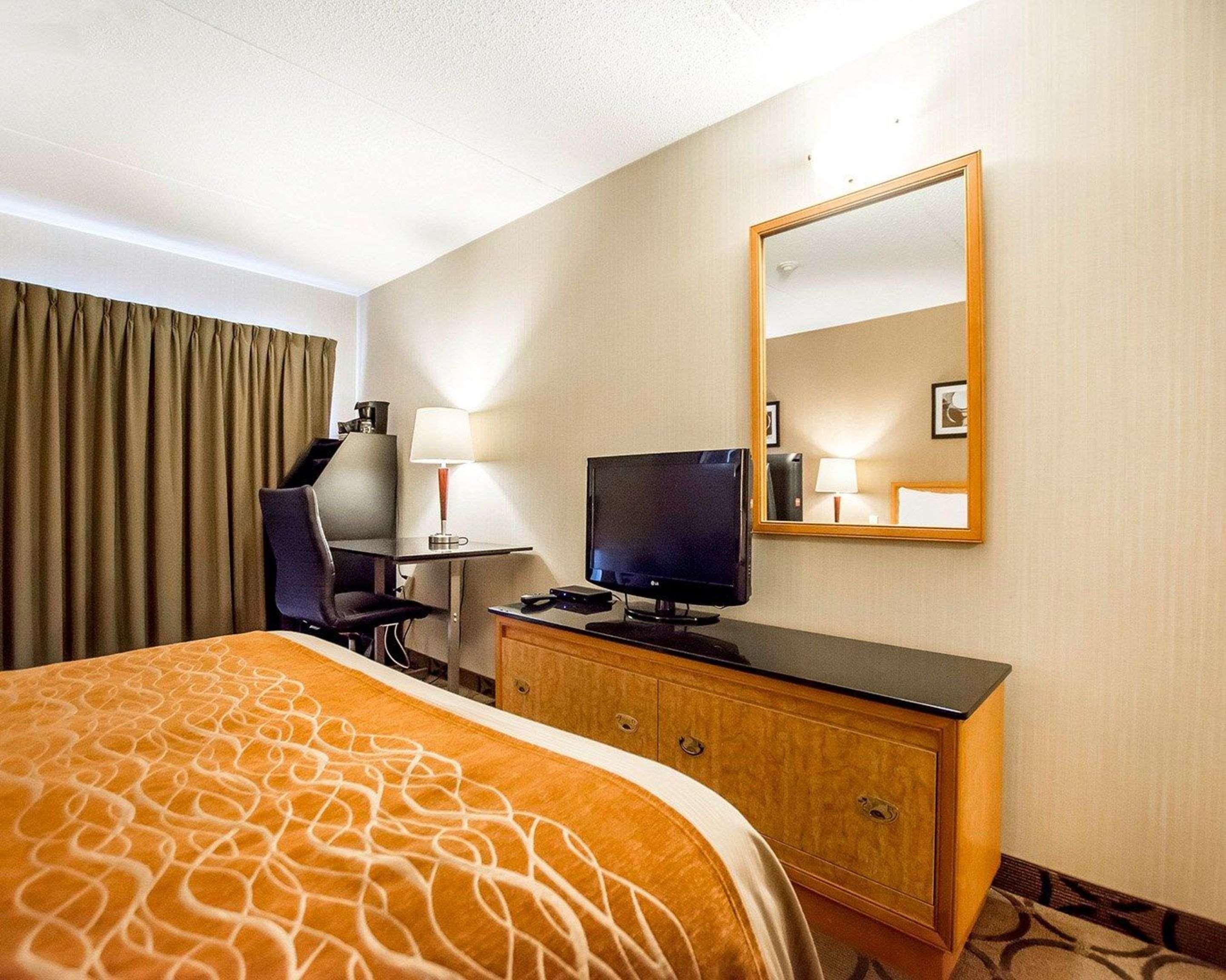 Comfort Inn Kirkland Lake Exterior foto