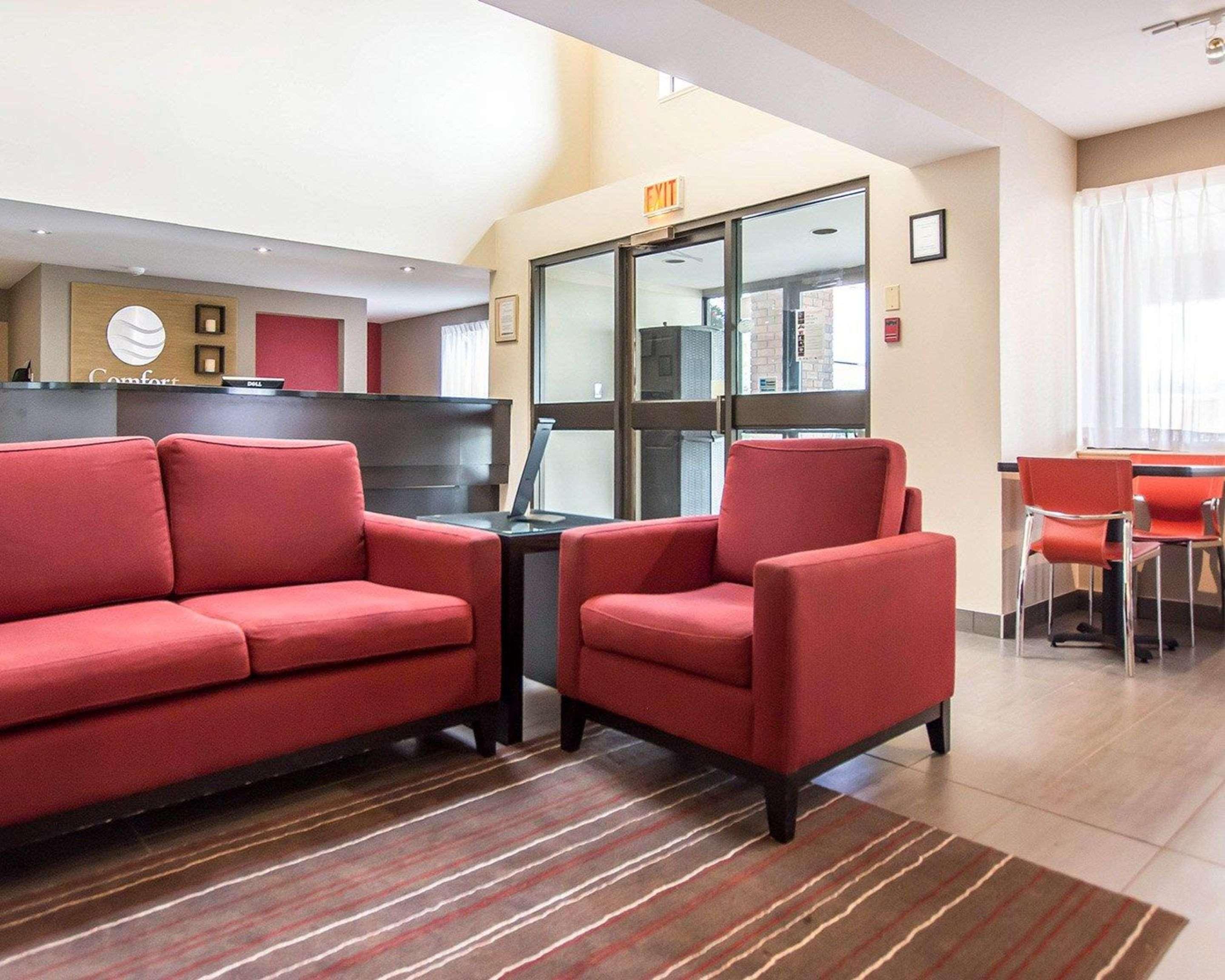 Comfort Inn Kirkland Lake Exterior foto