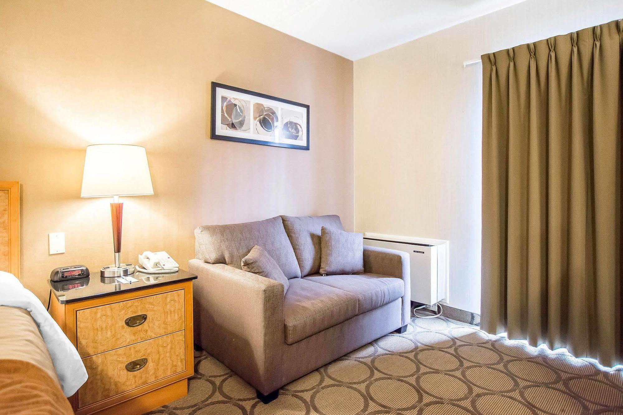 Comfort Inn Kirkland Lake Exterior foto