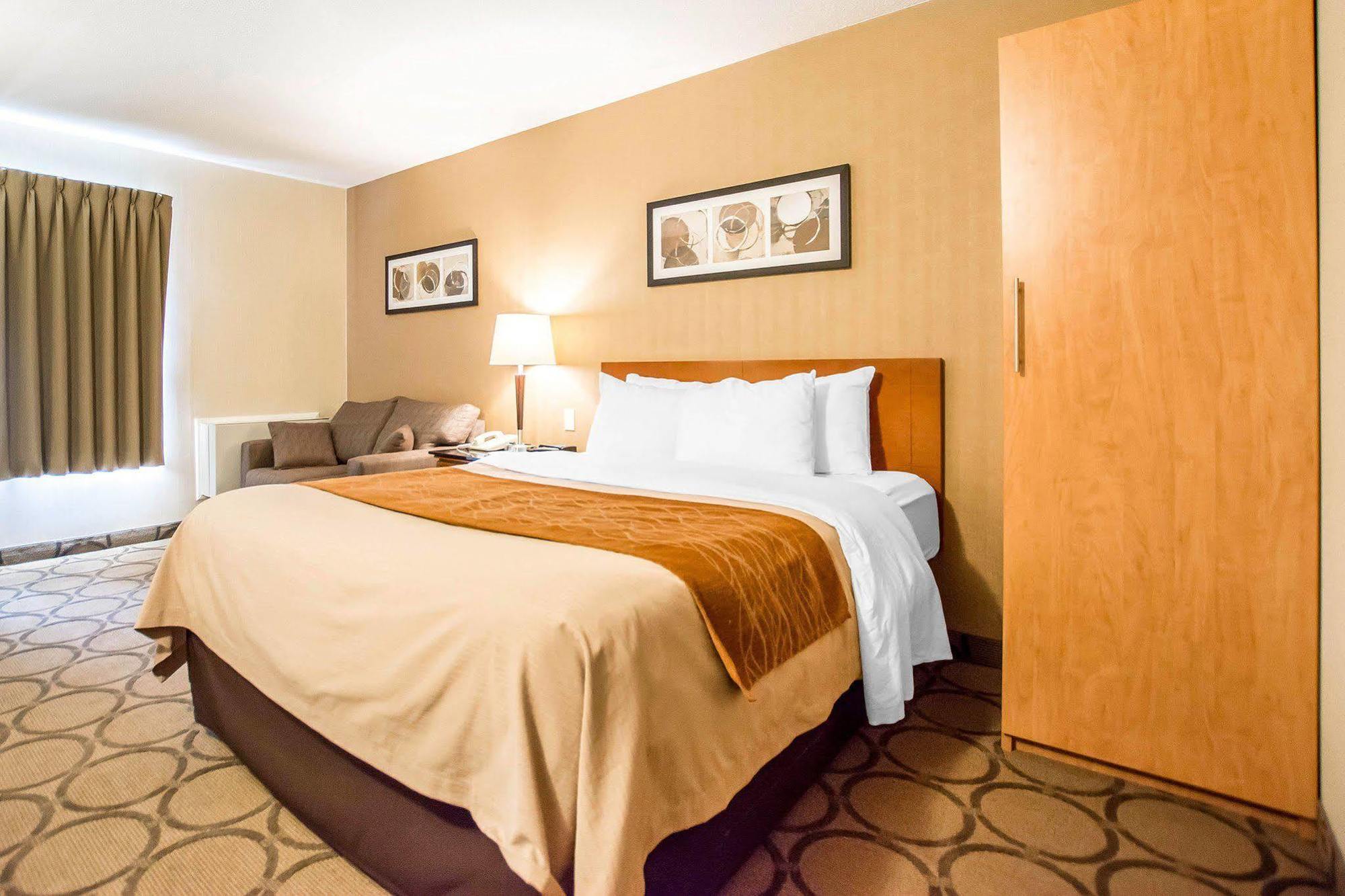 Comfort Inn Kirkland Lake Exterior foto